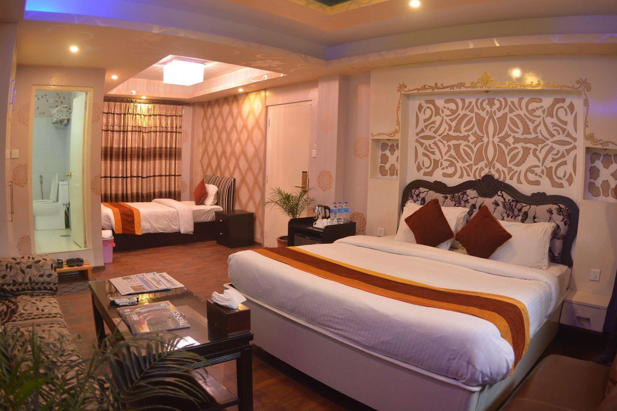 Hotel Nepal Tara Kathmandu Bagian luar foto